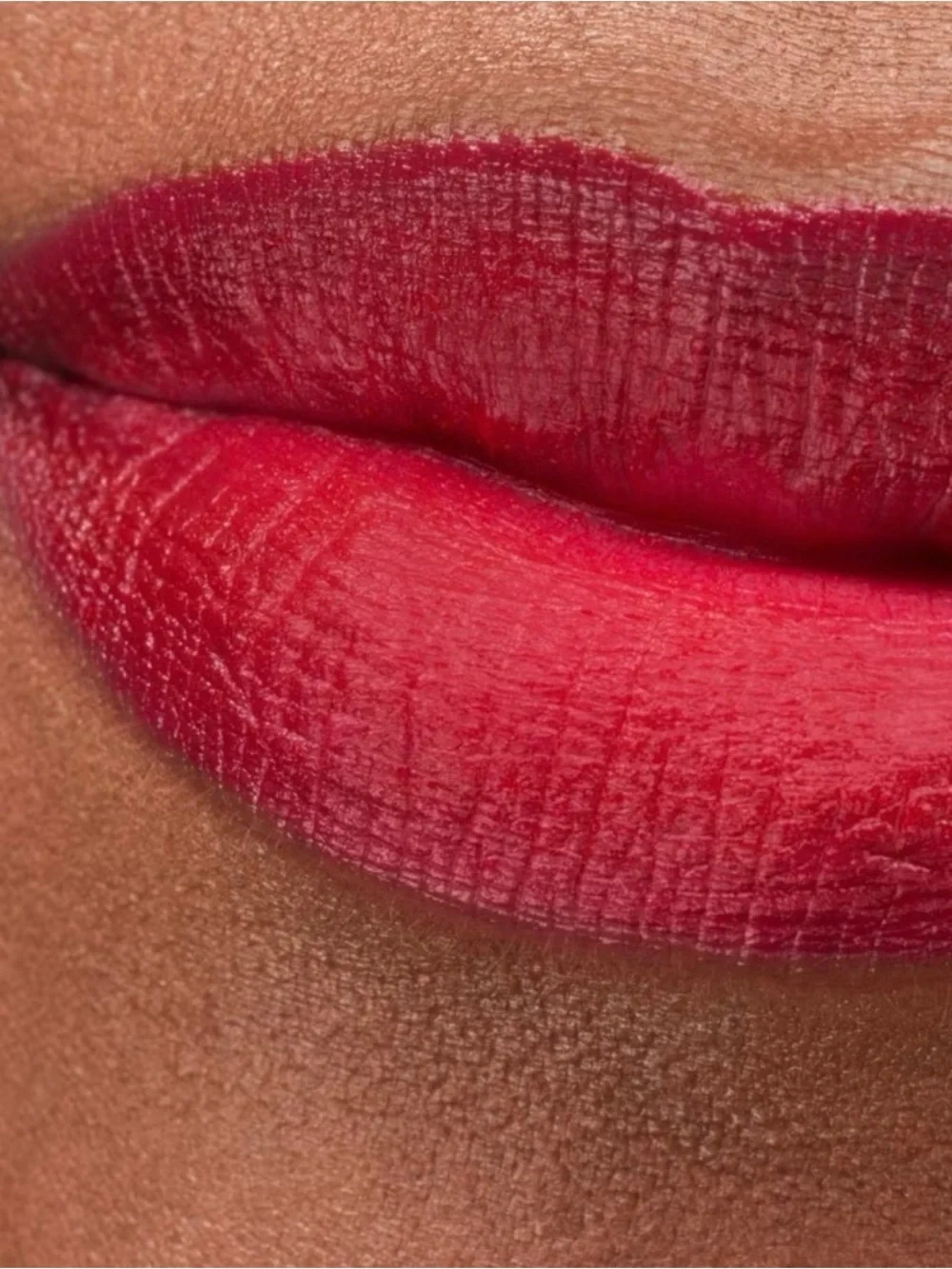 Glossier Jet Red Lip Suit Crème NIB